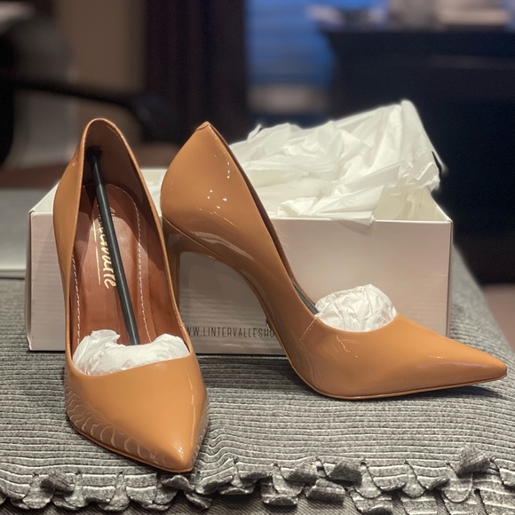 L’Intervalle Renata Camel Patent - Picture 10 of 10